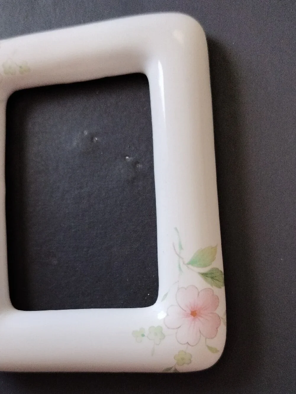 White Floral Ceramic Wall Accent Frame - Soft Pink Flowers